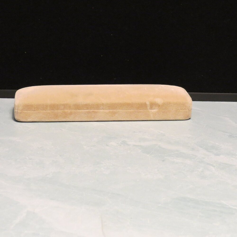Plush Tan Bracelet Display Box